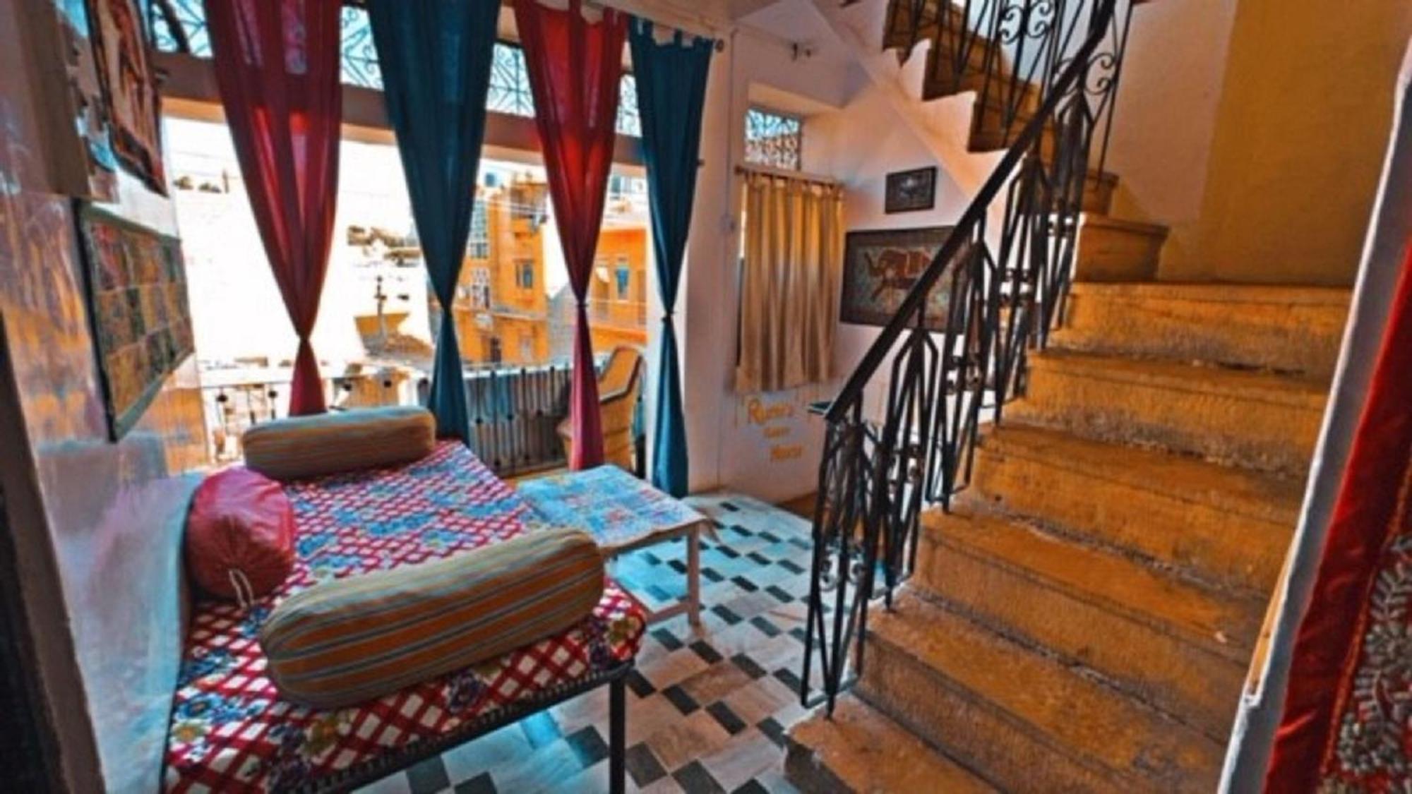 Rumi'S Guest House Jaisalmer Bagian luar foto